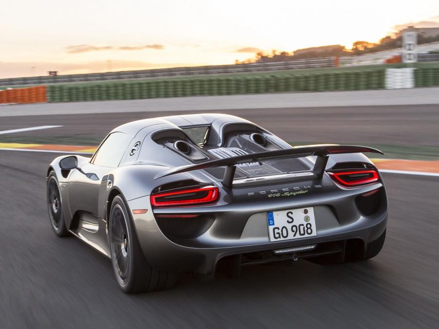  Porsche 918 Spyder 2014 года  (US) (фото 6 из 28)